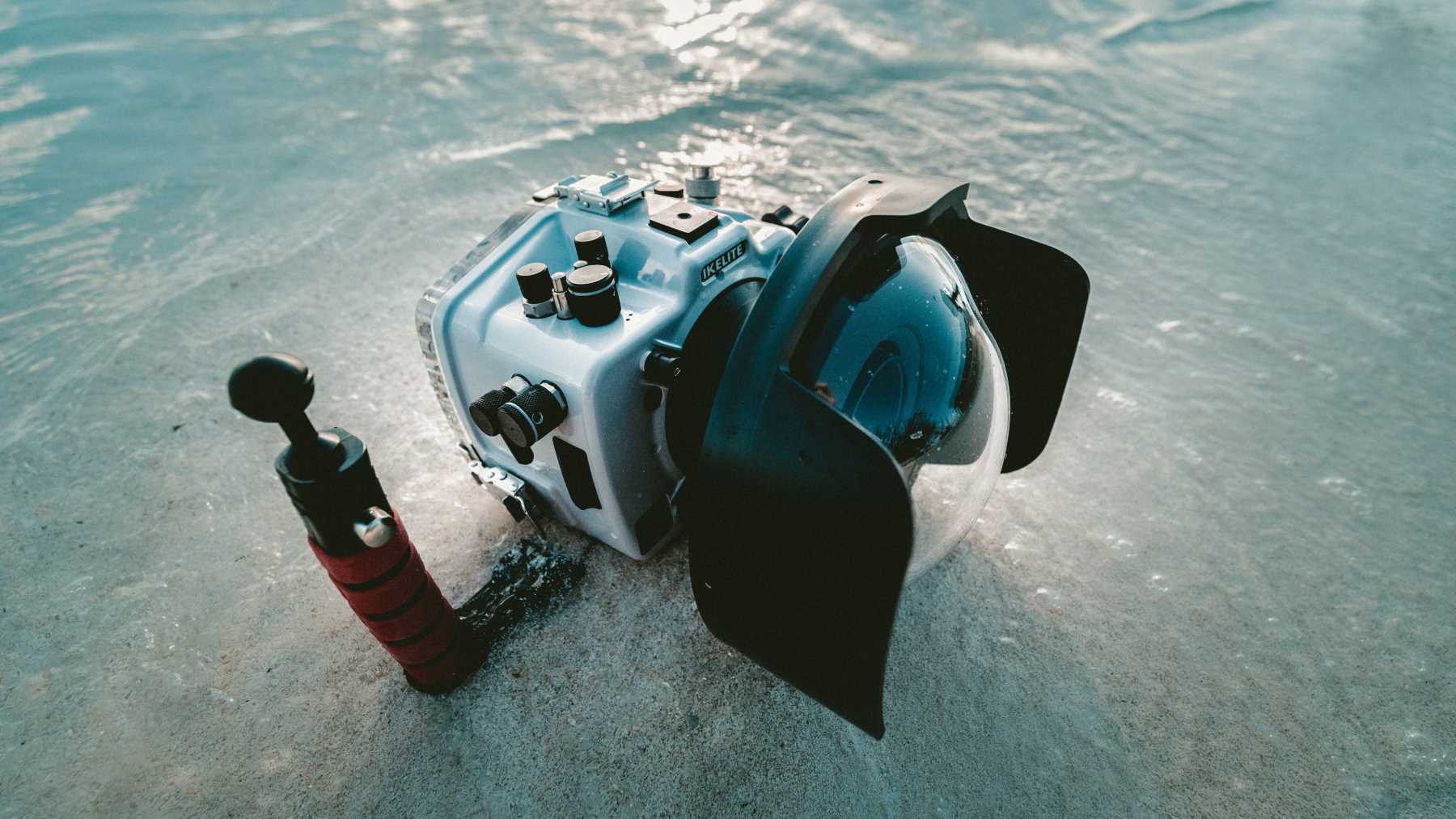 Guide to choosing an underwater camera housing