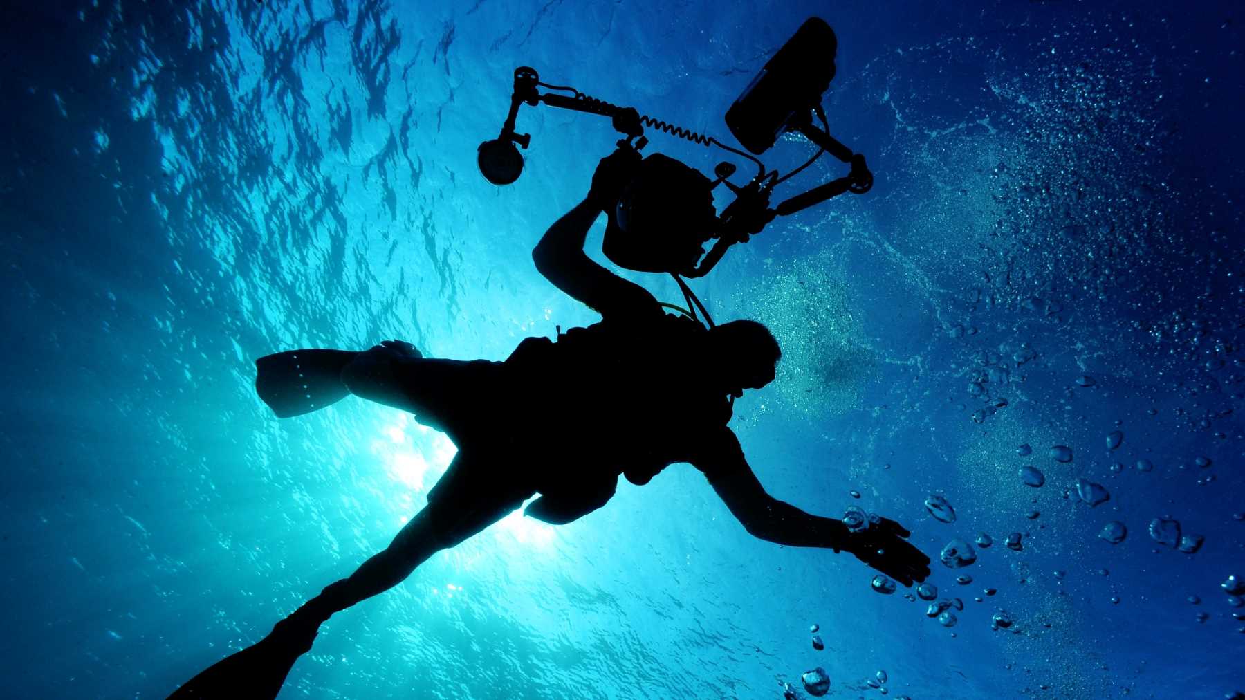 Finding the right underwater video arms